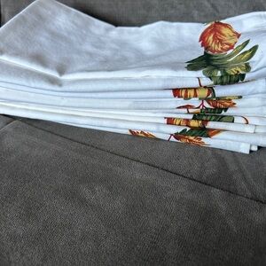 Floral Fall design napkins